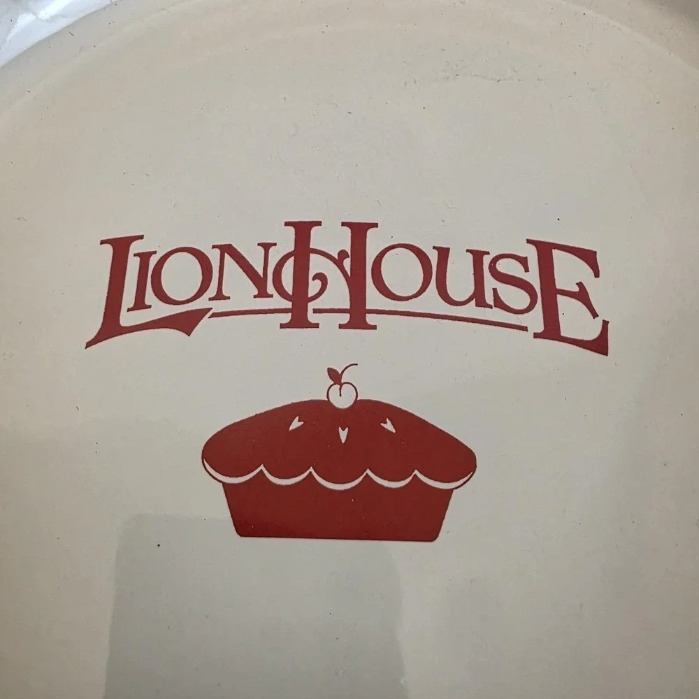 Lion House vintage ceramic